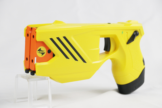 kaufen Zwei Schüsse Pfefferspray-Pistole Strafverfolgungsbehörden Polizei Pfefferspray-Pistole IP57 Online-Herstellung